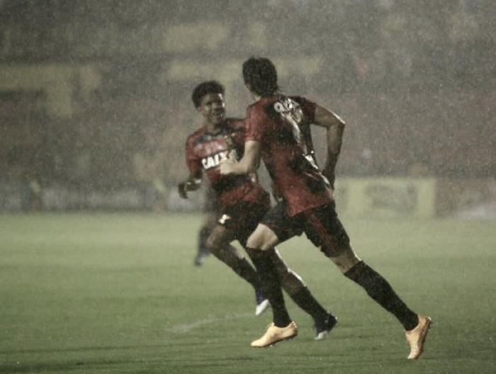 Sport bate Joinville em jogo equilibrado e sai com vantagem na Copa do Brasil Sport bate Joinville em jogo equilibrado e sai com vantagem na Copa do Brasil