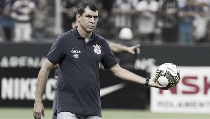 Carille cita erro individual após derrota e minimiza decisão contra Grêmio