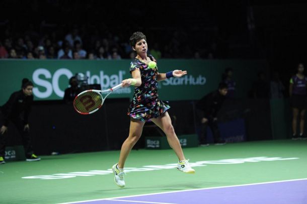 Suárez Navarro lidera en el WTA Torneo de las Maestras