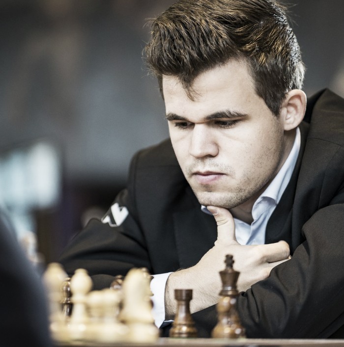 Carlsen barre en Leuven