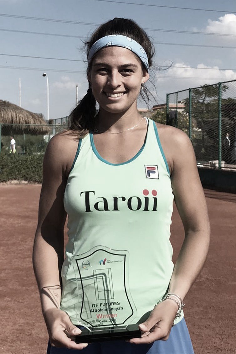 Carol Meligeni se sagra campeã no ITF do Cairo