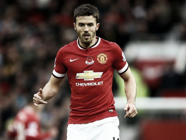 Michael Carrick signs new one-year deal with Manchester United
