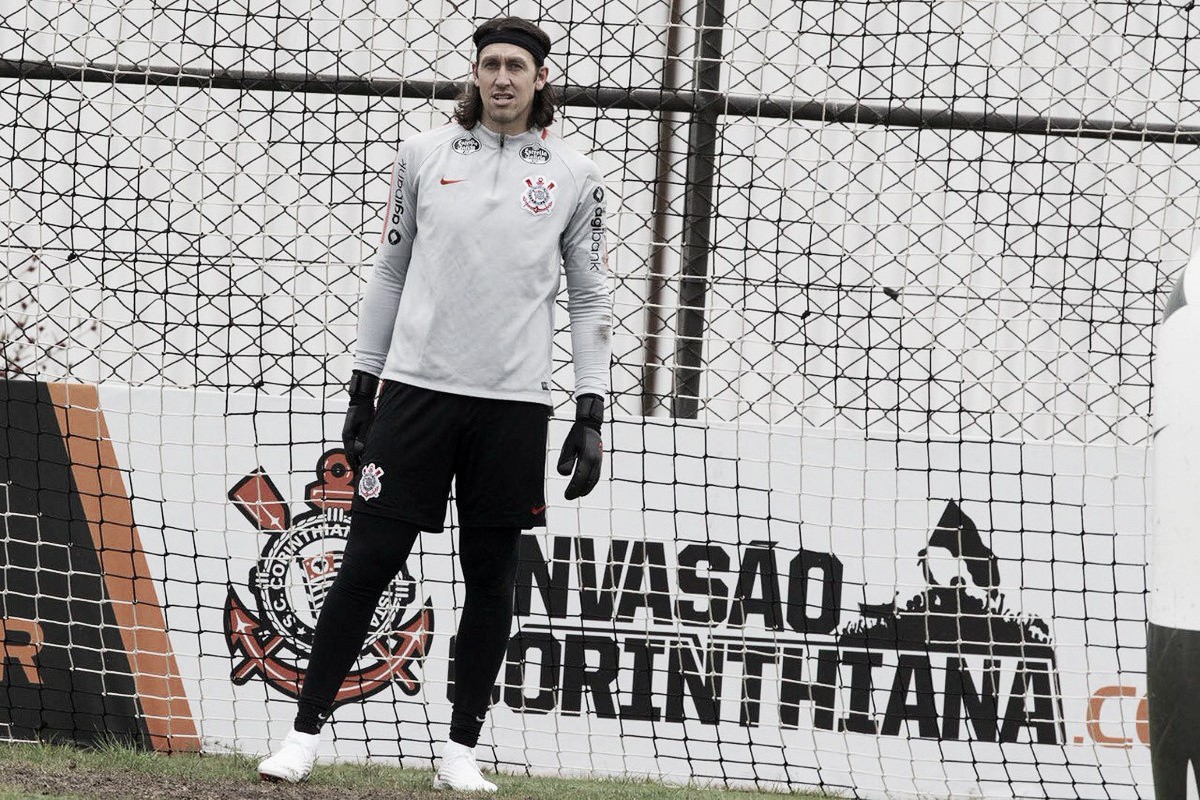 De volta ao Corinthians, Cássio minimiza saídas do elenco: "Temos que nos reorganizar"