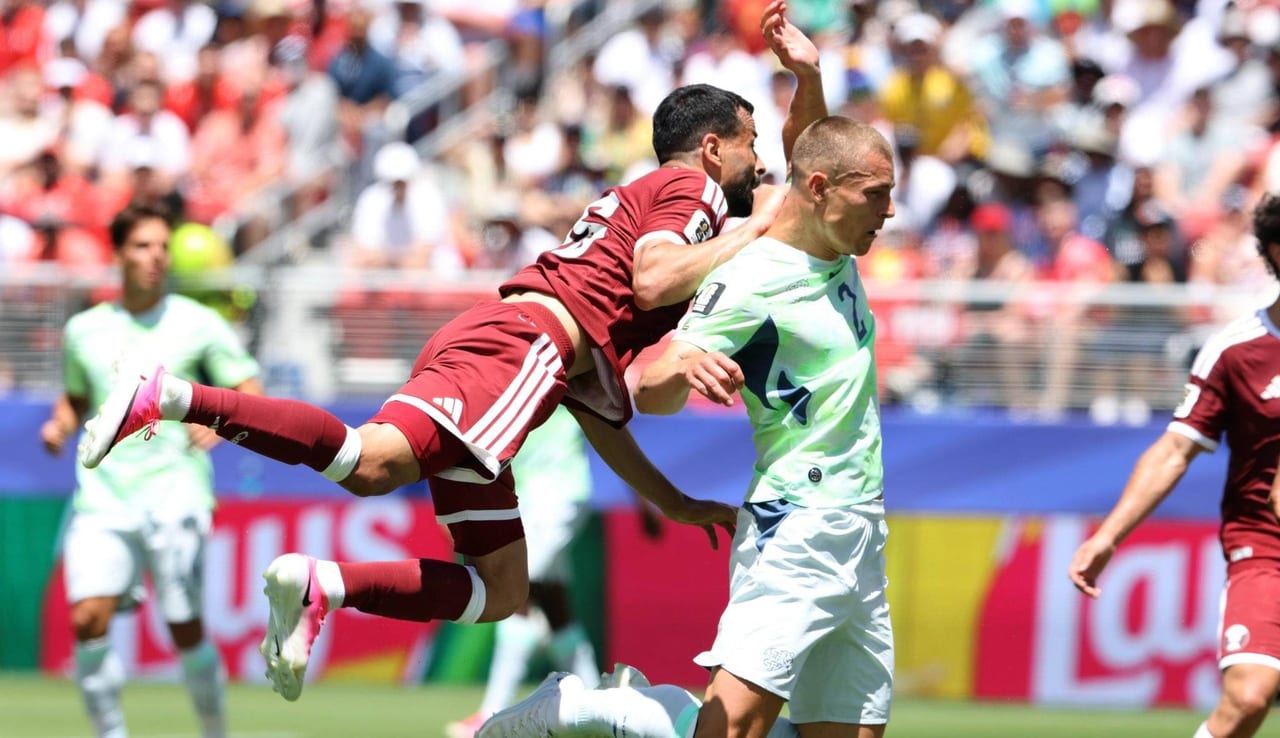 Catar sofre goleada e última rodada vira uma final Catar sofre goleada e última rodada vira uma final