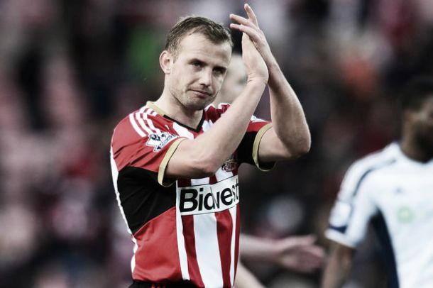 Lee Cattermole signs new five-year contract deal with Sunderland