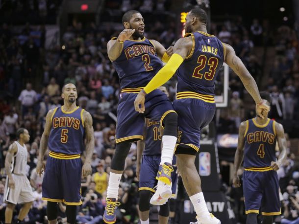 57 sfumature di Kyrie Irving: Cleveland batte gli Spurs all'Overtime