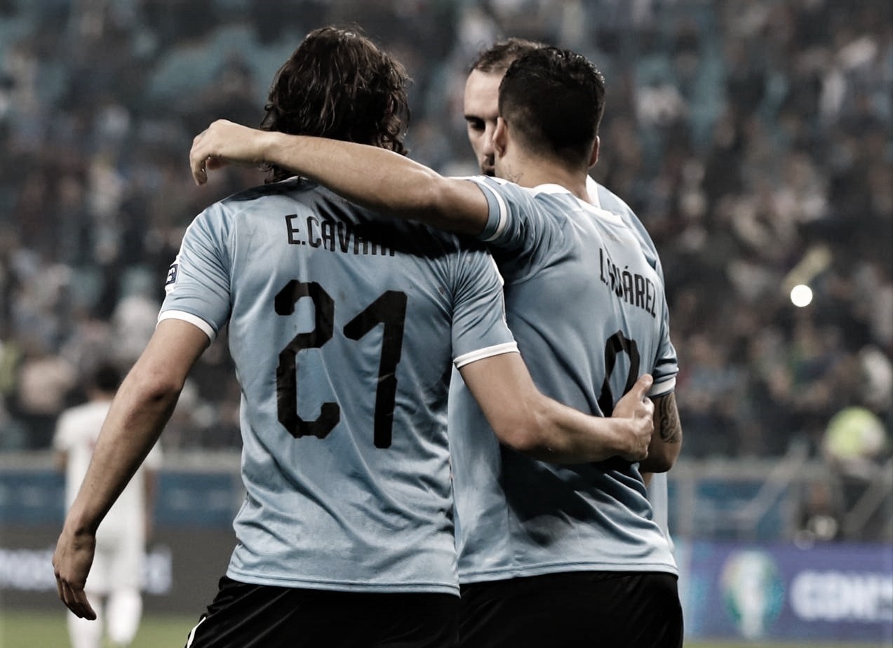 Suárez e Cavani somam 19 finalizações, mas não evitam empate do Uruguai Suárez e Cavani somam 19 finalizações, mas não evitam empate do Uruguai