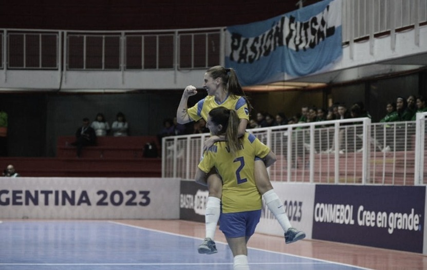 Destaques, Débora Vanin e Tampa vibram com título da Copa América de Futsal Feminino pelo Brasil