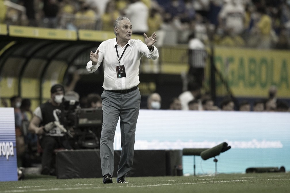 Tite valoriza sistema ofensivo do Brasil contra Uruguai e pondera sobre Raphinha