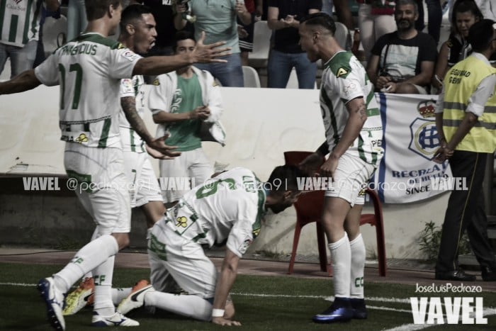 Córdoba CF - UD Almería: de Tomás da la quinta plaza en un partido de infarto