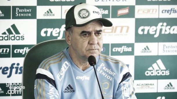 Marcelo Oliveira sinaliza esquema com apenas uma referência no ataque do Palmeiras