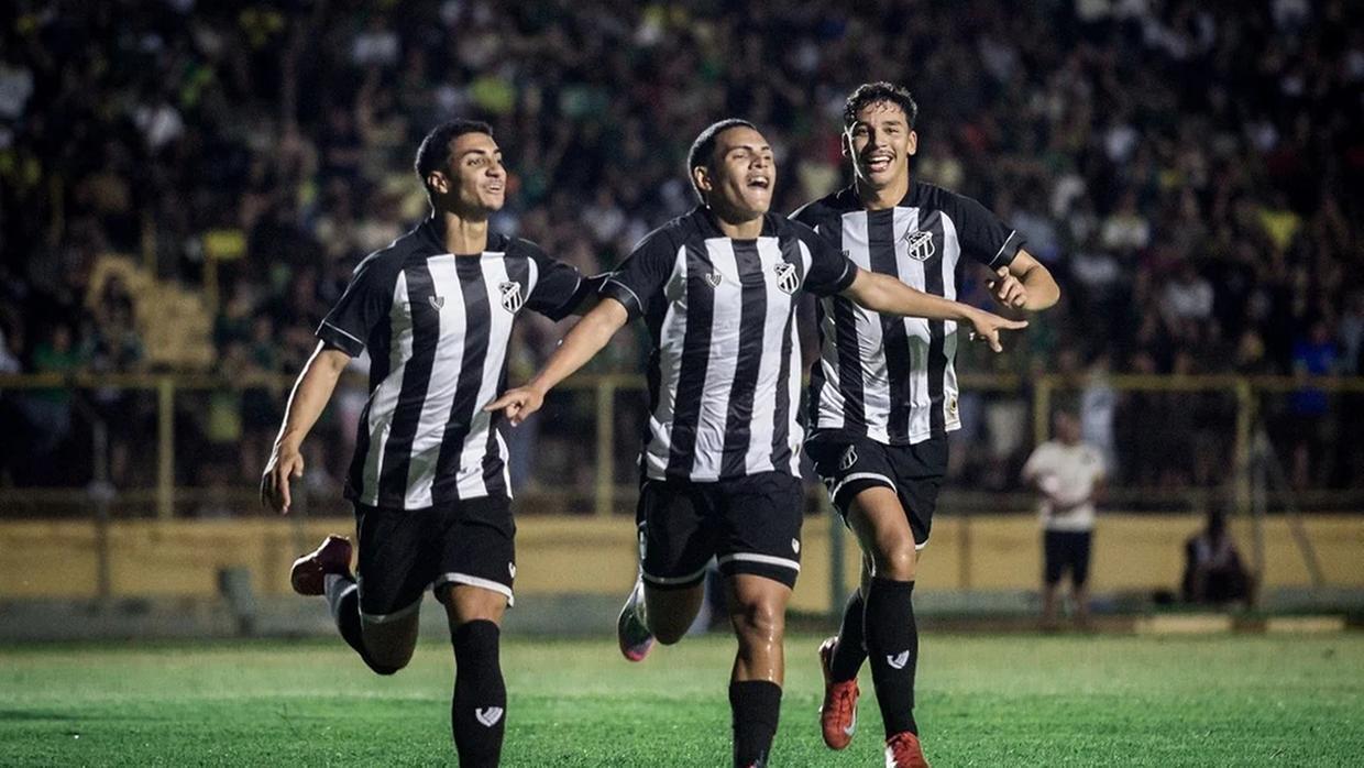 Ceará vence o XV de Jaú e avança às quartas da Copinha pela primeira vez na história Ceará vence o XV de Jaú e avança às quartas da Copinha pela primeira vez na história