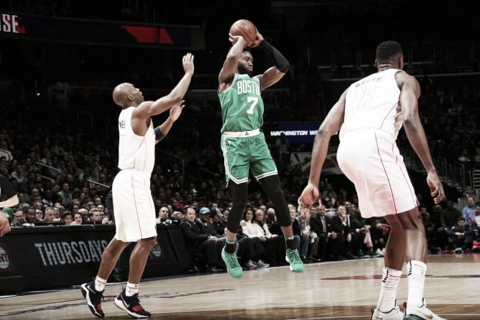 Triunfan Celtics, Lakers y  Warriors en otra noche de NBA