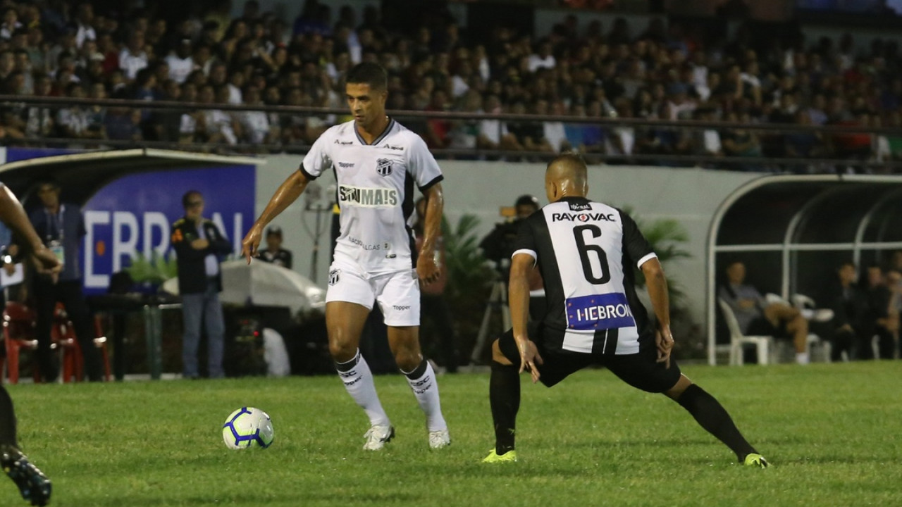 Ceará empata com Central fora de casa e avança para a segunda fase da Copa do Brasil Ceará empata com Central fora de casa e avança para a segunda fase da Copa do Brasil