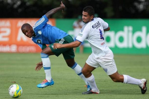 Palmeiras goleia em jogo-treino, mas Patrick Vieira sai lesionado