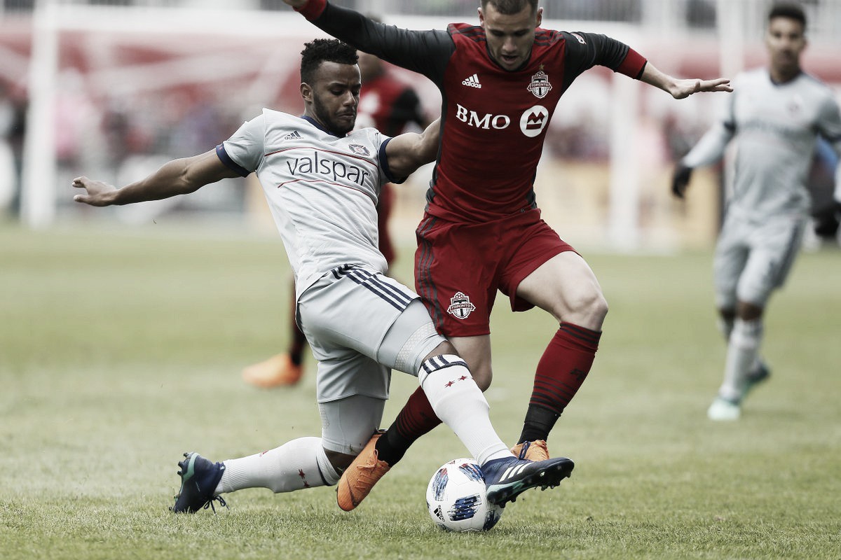 Alan Gordon rescues a point for the Chicago Fire against Toronto FC