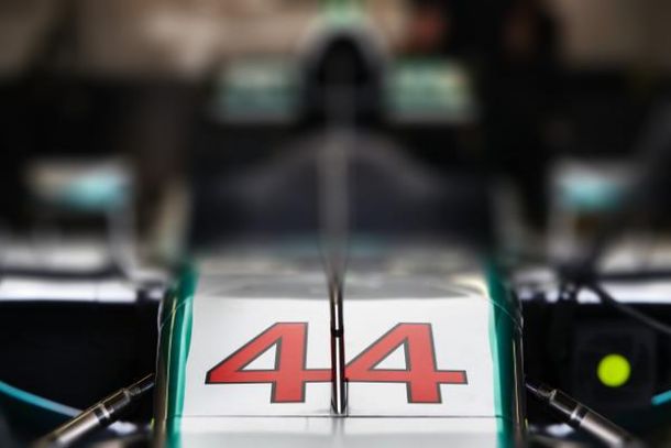 Lewis Hamilton se impone a la fiabilidad en Montreal