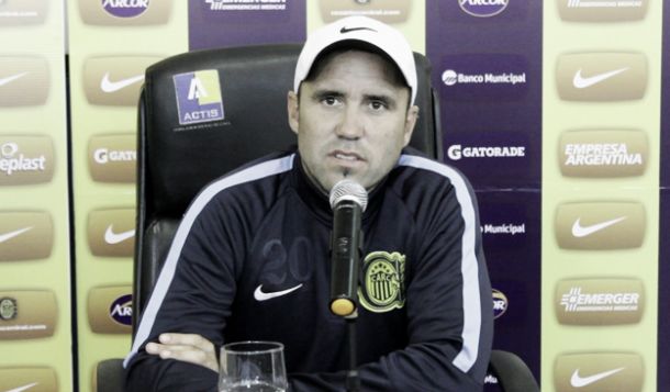Eduardo Coudet: "Yo le doy la misma atención que a cualquier partido porque no quiero perder nunca" Eduardo Coudet: "Yo le doy la misma atención que a cualquier partido porque no quiero perder nunca"