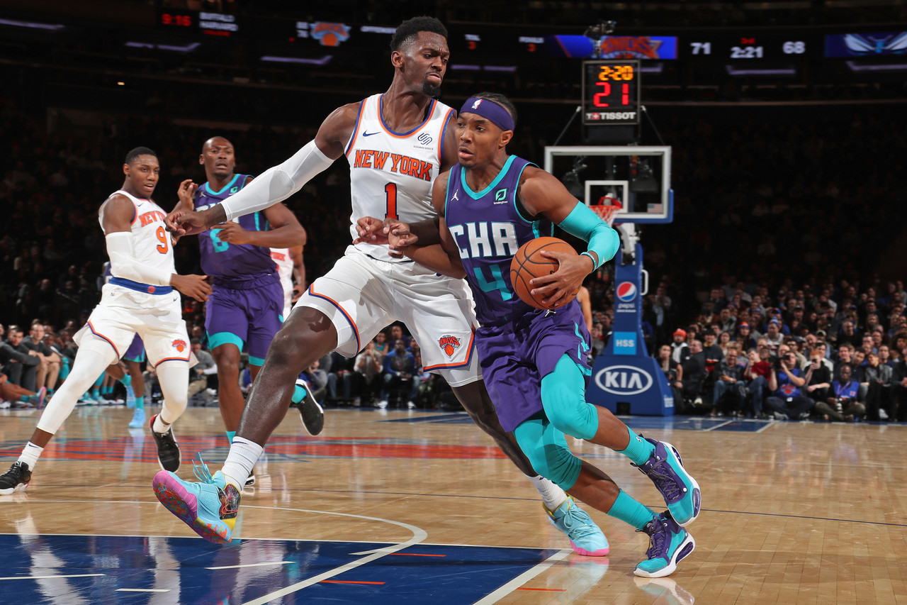 Puntos y resumen del Charlotte Hornets 107-129 New York Knicks en NBA 2023