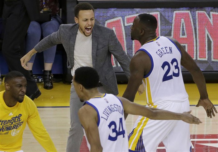NBA Playoffs, Curry alert: è davvero necessario che torni per gara 3 o 4? NBA Playoffs, Curry alert: è davvero necessario che torni per gara 3 o 4?