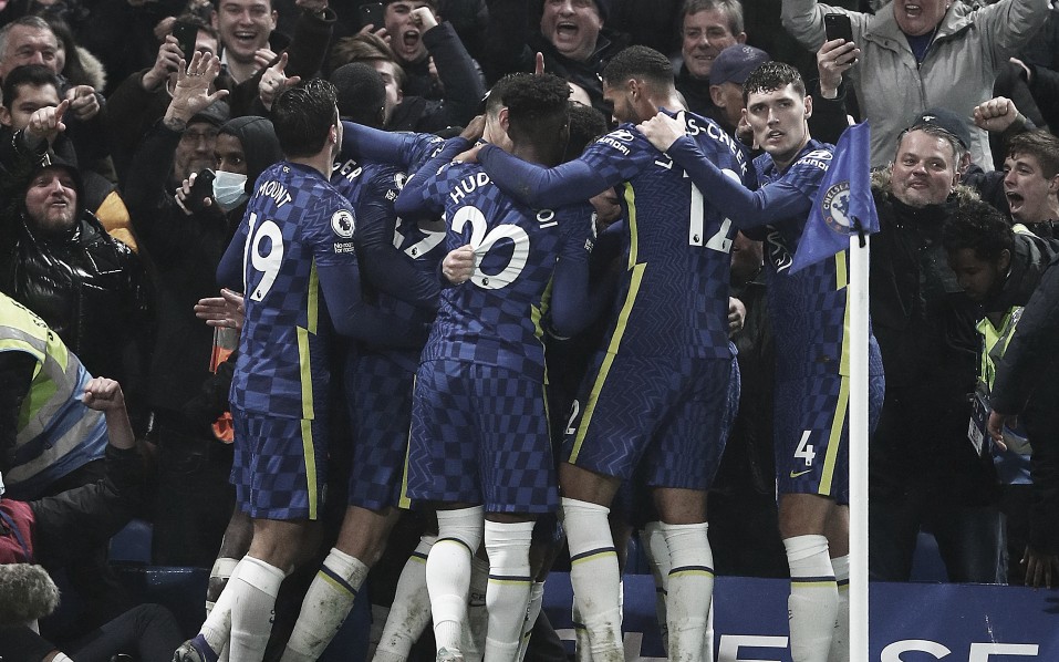 Com dois de pênalti de Jorginho, Chelsea bate Leeds pela
Premier League