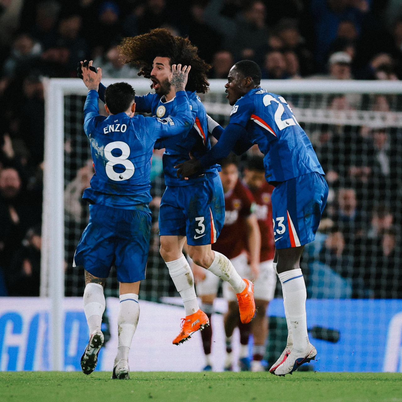 Com emoção e gol no fim, Chelsea vence o West Ham de virada pela Premier League Com emoção e gol no fim, Chelsea vence o West Ham de virada pela Premier League