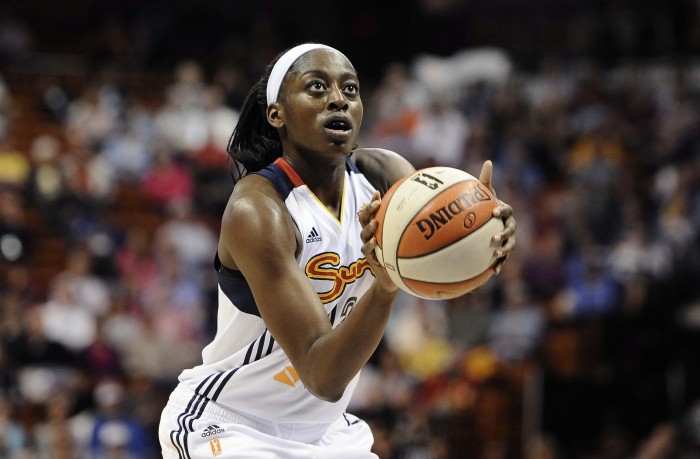 Chiney Ogwumike goes under the knife, again