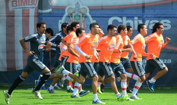 Chivas continúa alistando su pretemporada  VAVEL.com