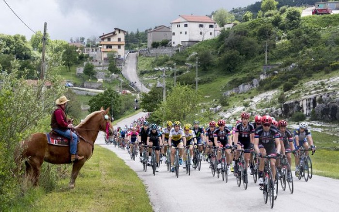 Giro d'Italia, 7° tappa: a Foligno arrivo per velocisti