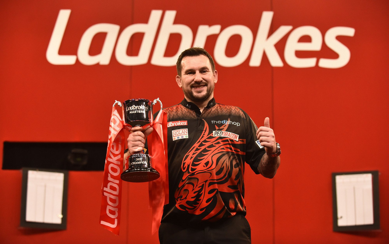 2021 Masters: Clayton Wins First PDC Major and Final Premier League Spot