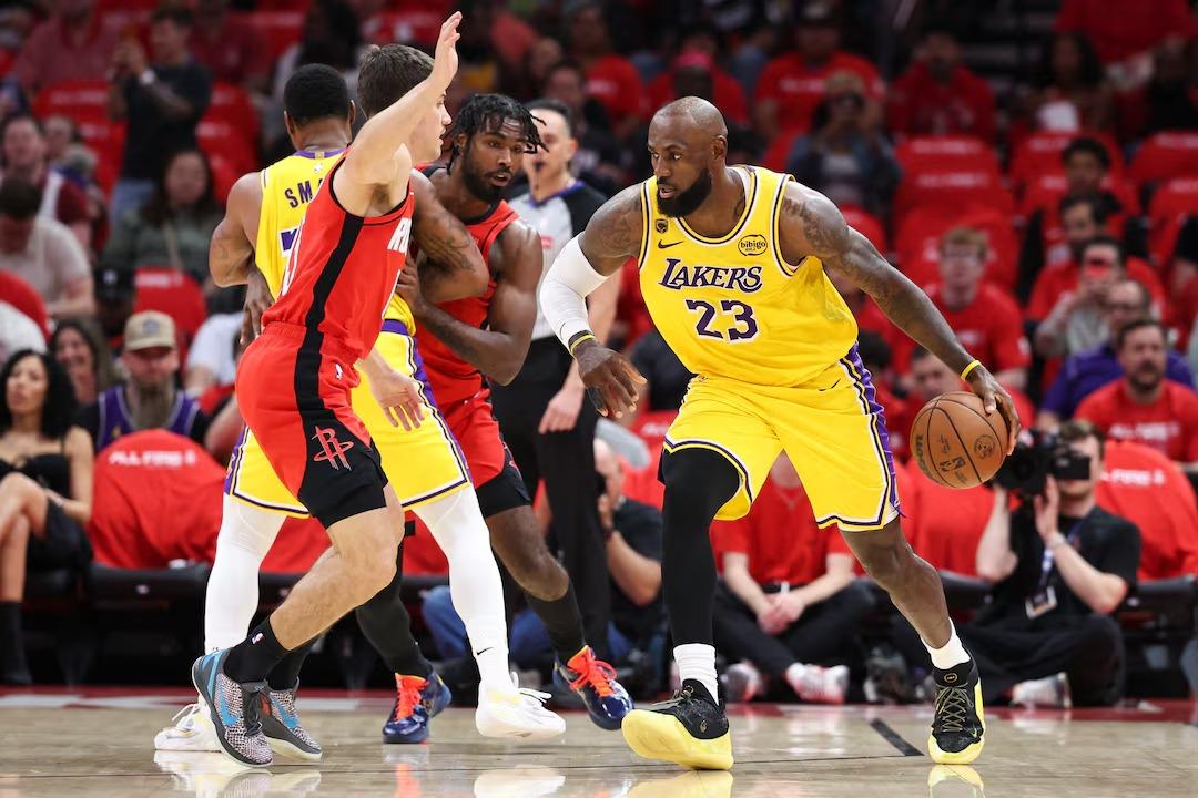 LeBron condena a Houston en los playoffs de la NBA - VAVEL España