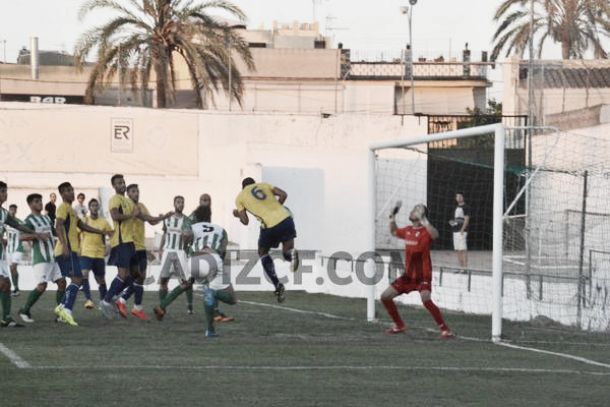 El Cádiz avanza en su preparación venciendo al Atlético Sanluqueño