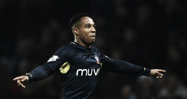 Aston Villa 1-1 Southampton: Late Clyne equalizer keeps Villa's winless run going