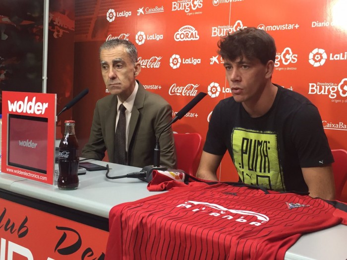 Guarrotxena: “El Mirandés es un club ambicioso con el objetivo de ascender”