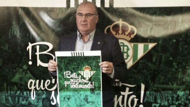 Manuel Castaño presenta su candidatura a la presidencia del Real Betis