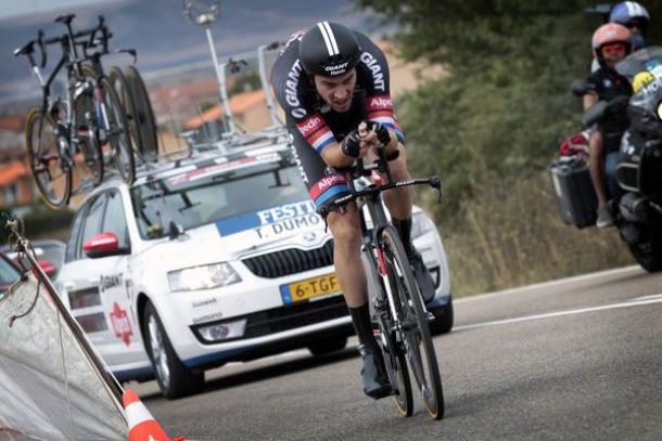 Vuelta 2015, 17a tappa: la cronometro incorona Dumoulin, Aru si difende, crolla Rodriguez
