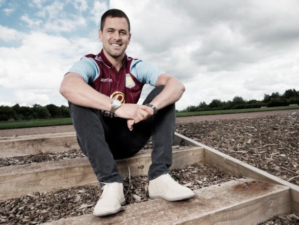 Joe Cole é o novo reforço do Aston Villa Joe Cole é o novo reforço do Aston Villa