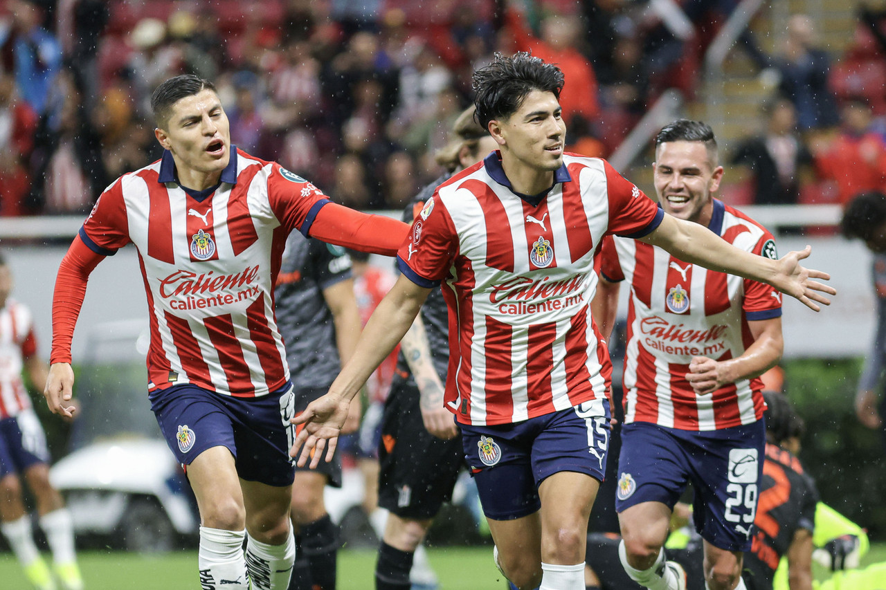Goals and Highlights: Mazatlán 2-2 Chivas in Liga MX