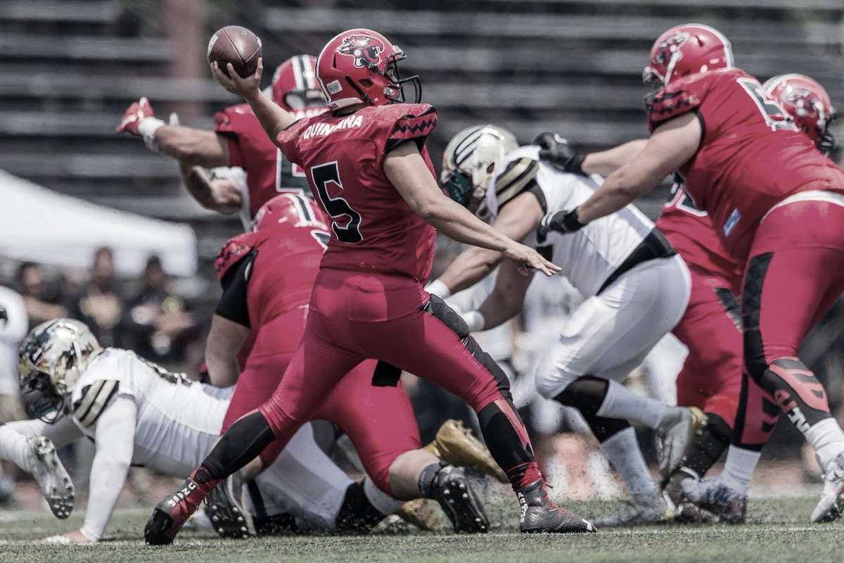 Condors
clasifica a postemporada a costa de los campeones Mexicas Condors
clasifica a postemporada a costa de los campeones Mexicas