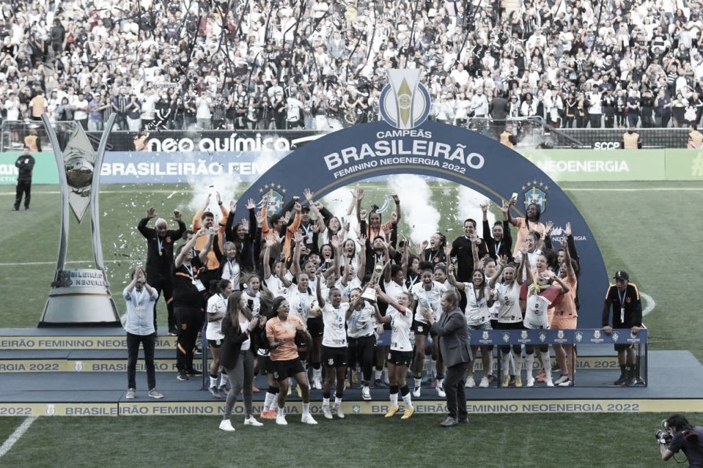 Após título do Brasileirão, técnico do Corinthians ressalta: "Tenho jogadoras fantásticas"