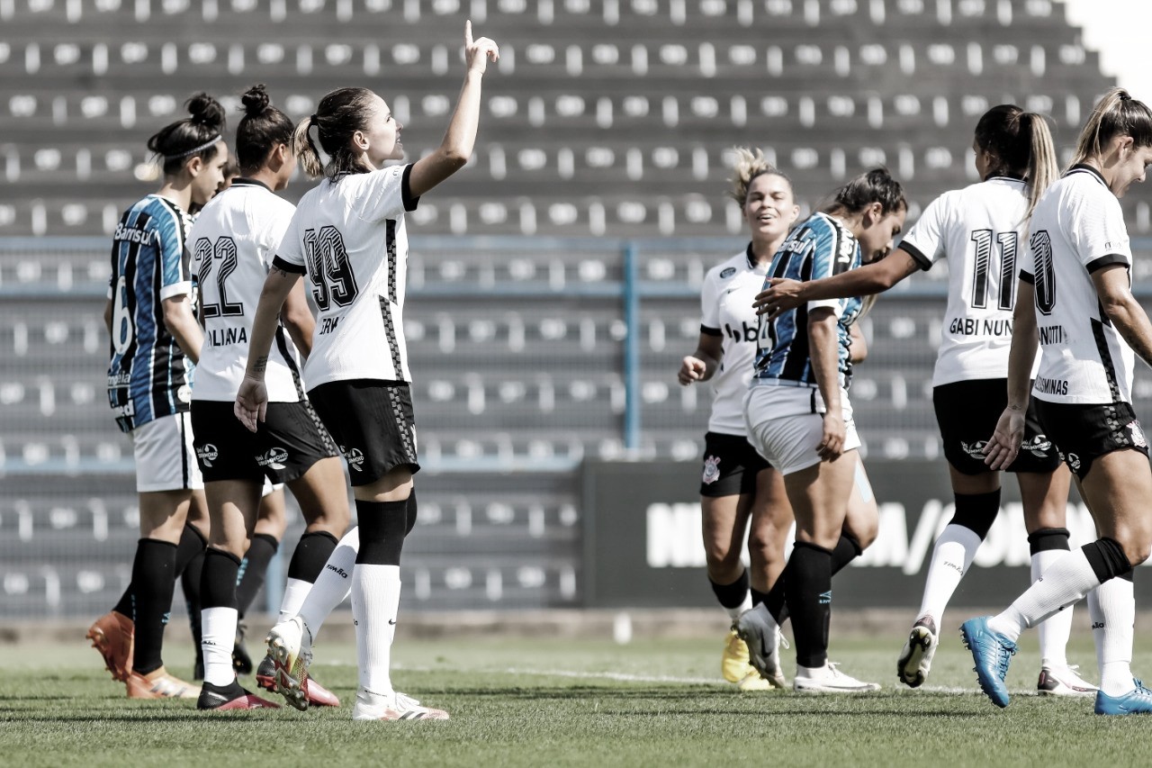 Corinthians sofre com calor, mas vence Grêmio no Brasileirão Feminino