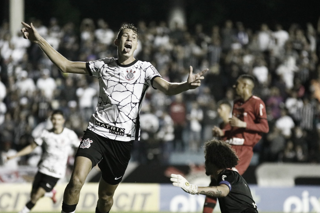 Corinthians atropela Ituano e avança à terceira fase da Copinha