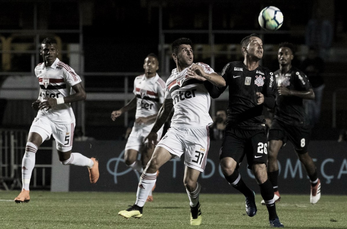 Rodriguinho dá adeus ao Corinthians após derrota: "Tentei aproveitar os últimos momentos" Rodriguinho dá adeus ao Corinthians após derrota: "Tentei aproveitar os últimos momentos"