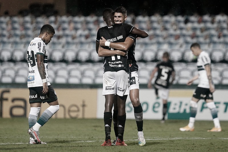 Pedro Raul decide, e Botafogo vira sobre o Coritiba para respirar no Brasileirão