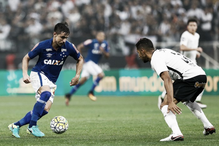 Corinthians bate Cruzeiro com vantagem mínima em casa e decisão por vaga fica para BH