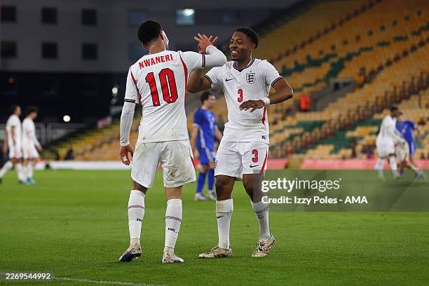 Ethan Nwaneri joins England's World Cup preparation camp