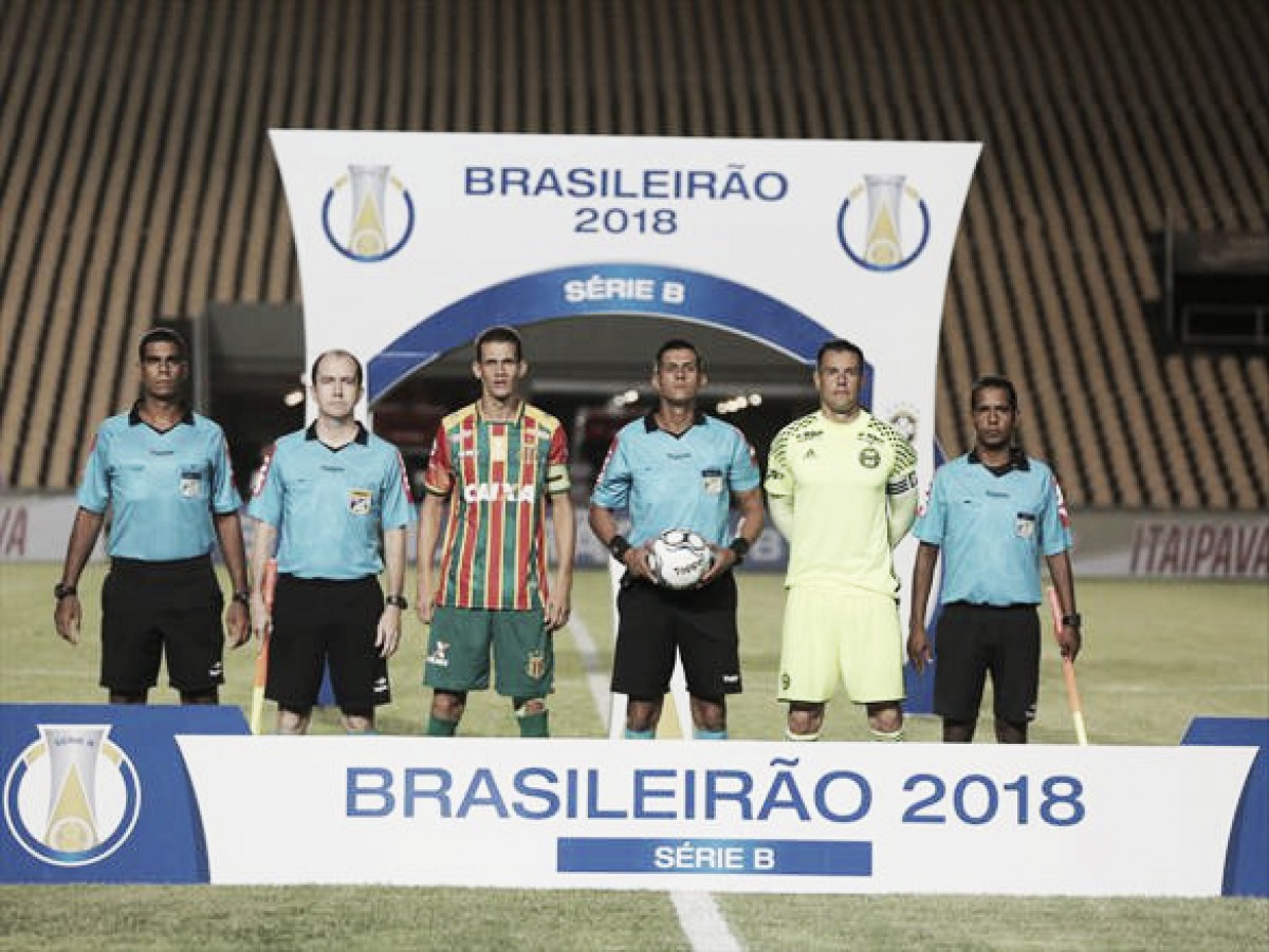 Na estreia do novo uniforme, Coritiba recebe desesperado Sampaio Corrêa