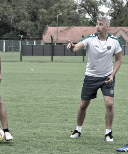 Crespo: "Deseo que Cvitanich se quede" Crespo: "Deseo que Cvitanich se quede"