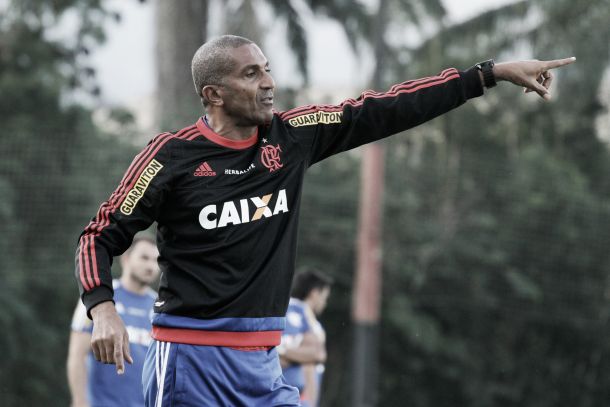 Cristóvão aumenta exigência no Flamengo mesmo mantendo perfil de treinador calmo