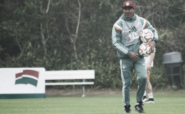 Cristóvão Borges avalia início de temporada do Fluminense: "Surpreendente e proveitoso"